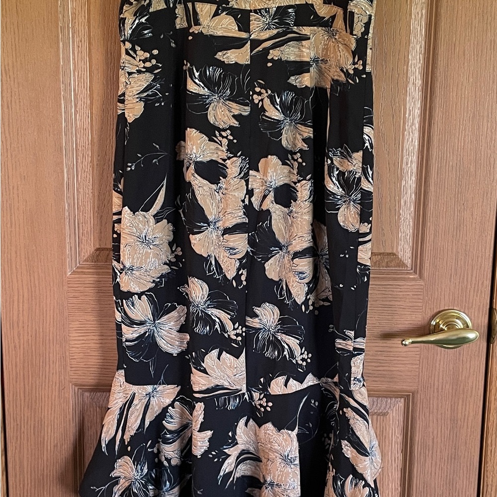 NWOT Lulus Size Large Floral Dress High/Low Hem PTP 19” - Picture 3 of 6